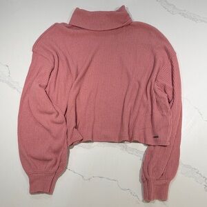 Hollister Dusty Pink Cropped Ribbed Sweater